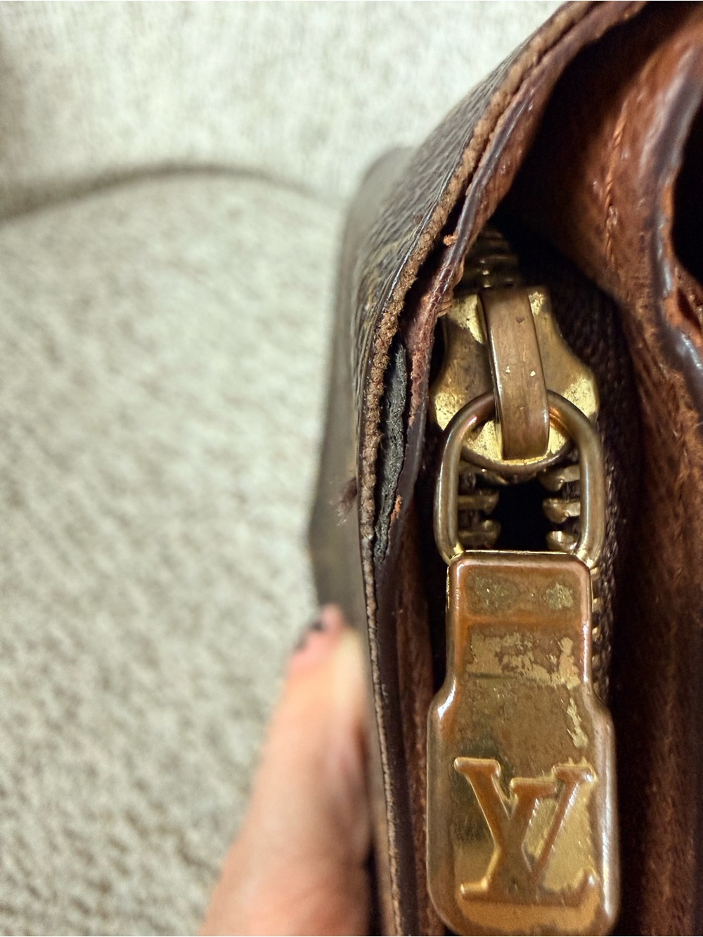 LV Vintage Monogram Porte Papier Zippe Bifold Wallet - Picture 10 of 12